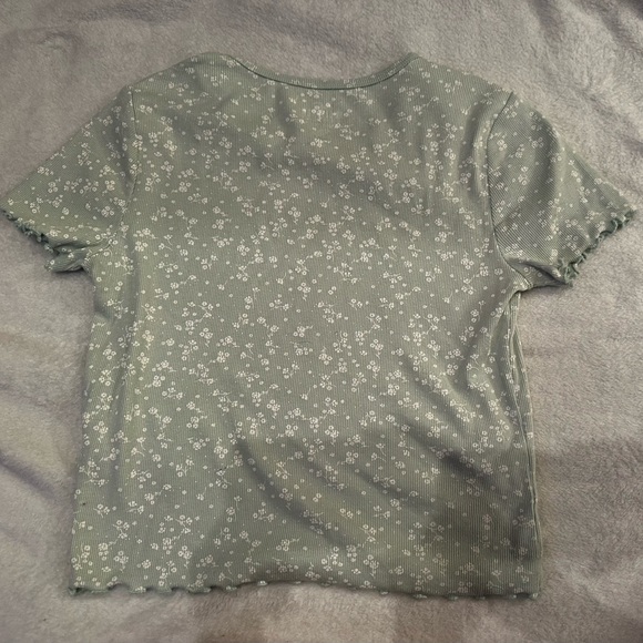 Womans Hollister Baby tee - Picture 2 of 3
